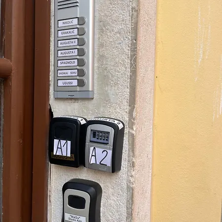 Augusta 2 Pula
