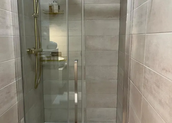 Augusta 2 아파트 *